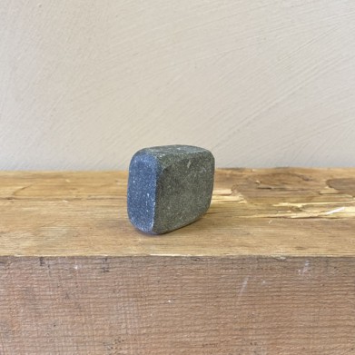 SMALL GRANITE PEBBLE