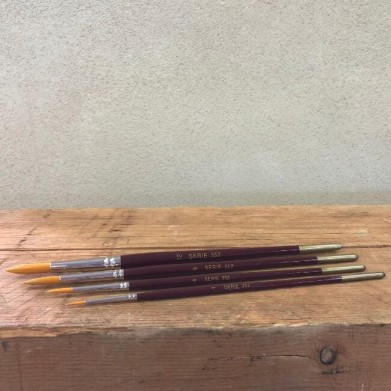 POLYESTER ROUND BRUSH...