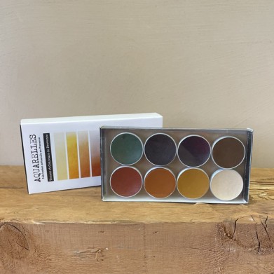 Fantastic forest watercolor kit with detailed pots